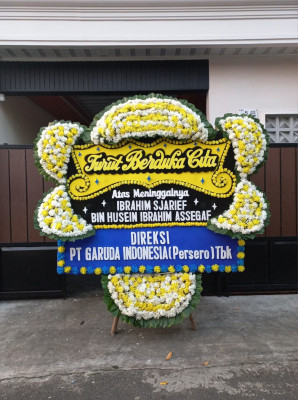Papan Bunga Duka di Binawidya